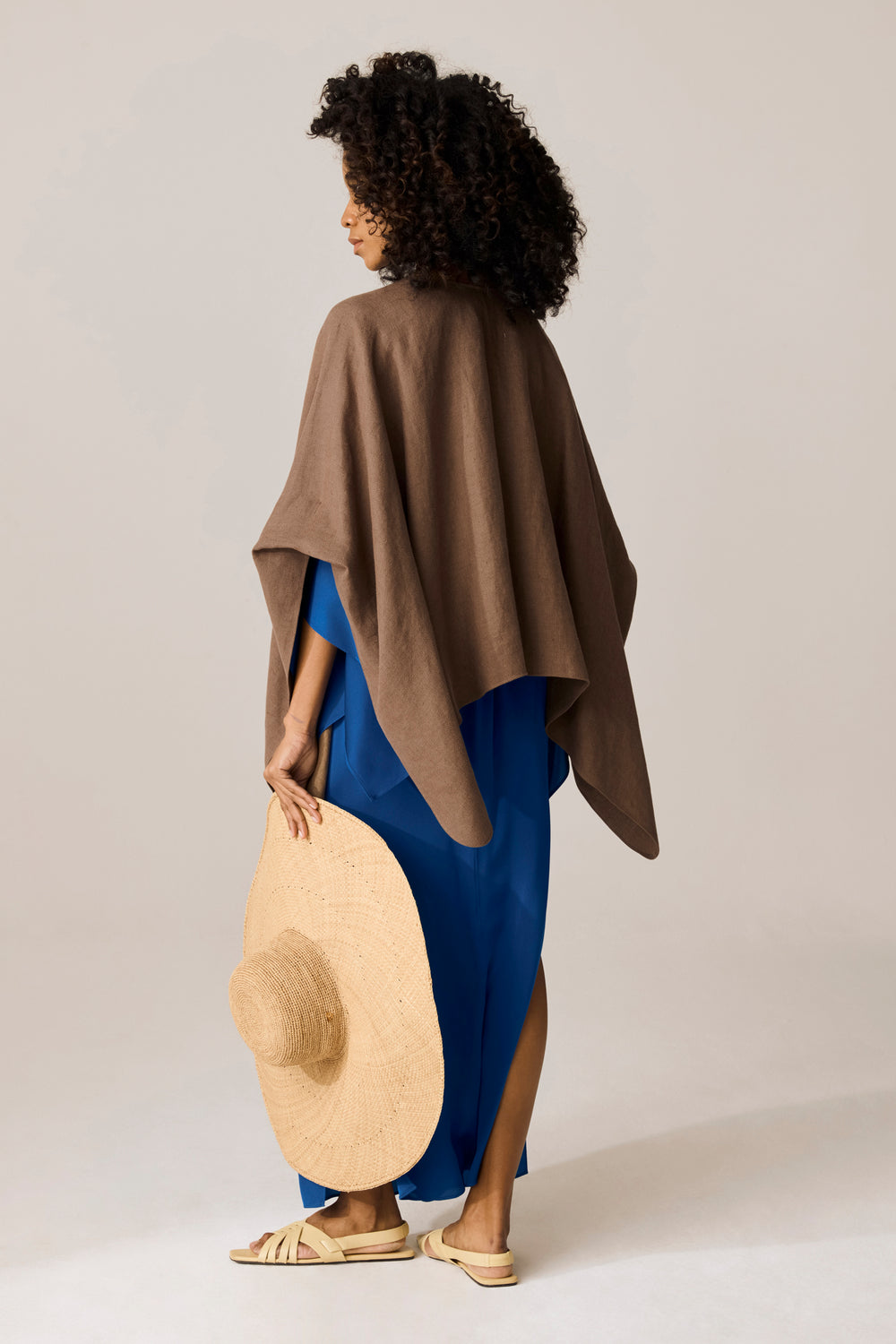 Azraq Linen Cape