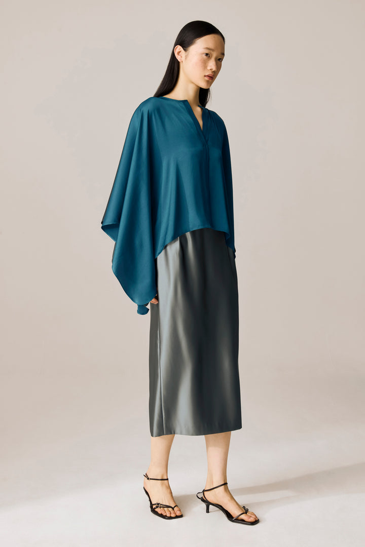 Liwa Cape Top