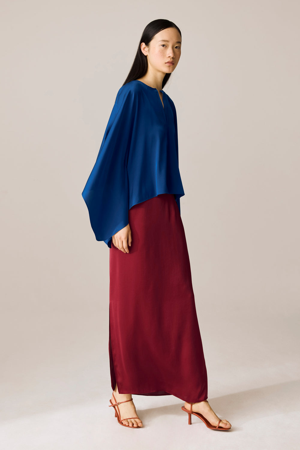 Liwa Cape Top