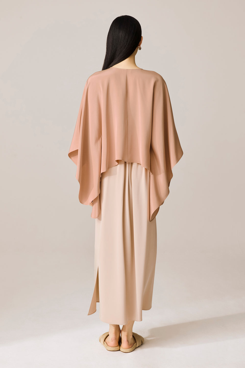 Liwa Cape Top